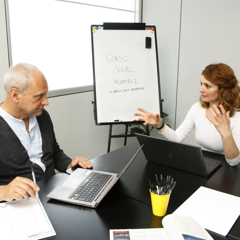 corso facebook aziendale